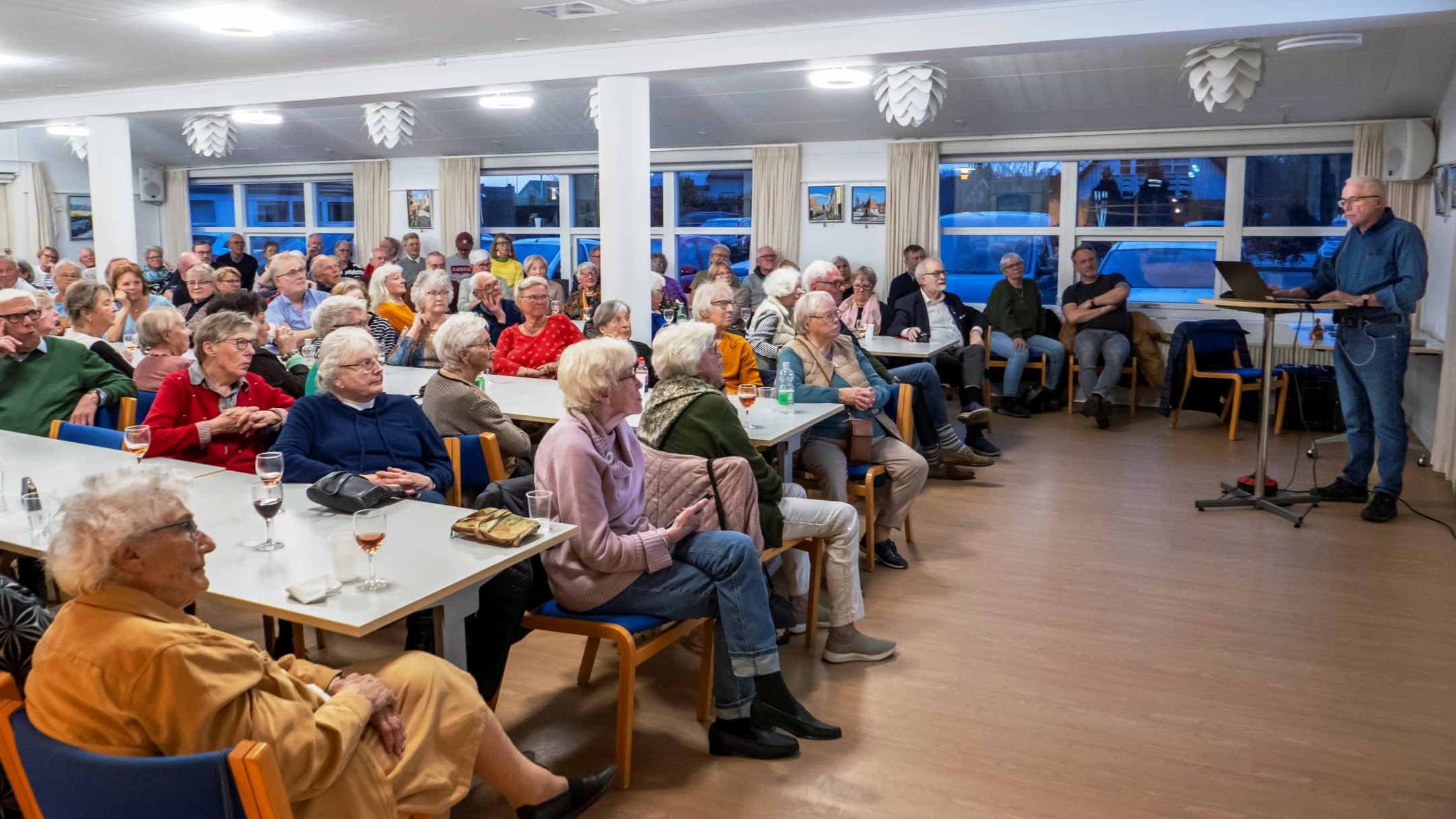 Dines Bogø